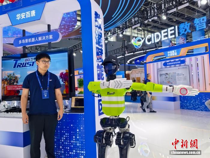 在高清流畅直播，身临其境感受赛场激情。方面，海星体育官网1提供贴心周到的支持。 - 海星体育官网1